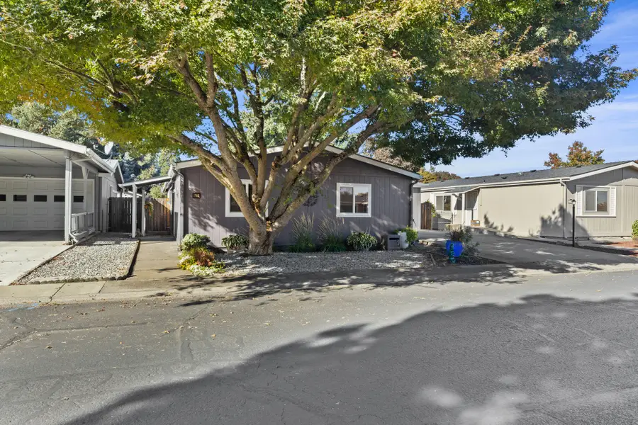 555 Freeman, Central Point, OR 97502 - Image #2