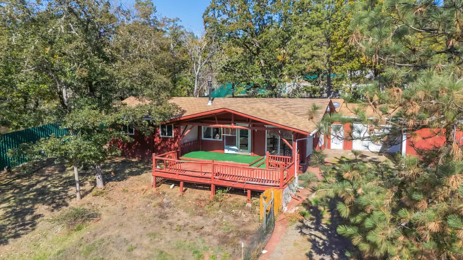 2780 Caves, Cave Junction, OR 97523 - Image #2