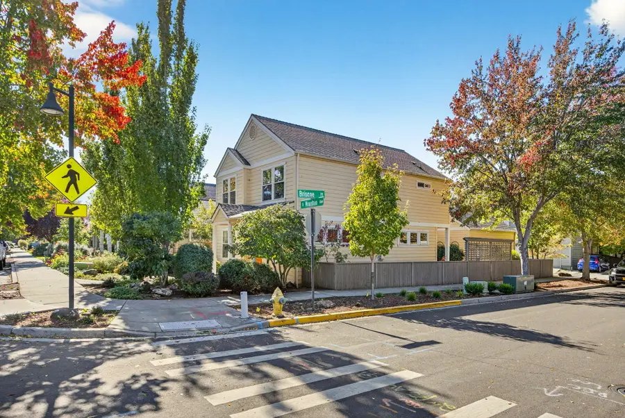 557 N Mountain, Ashland, OR 97520 - Image #3