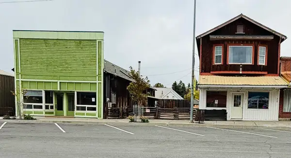 142 Front, Prairie City, OR 97869