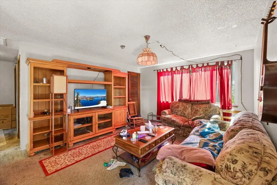 947 Murray, Medford, OR 97501 - Image #3