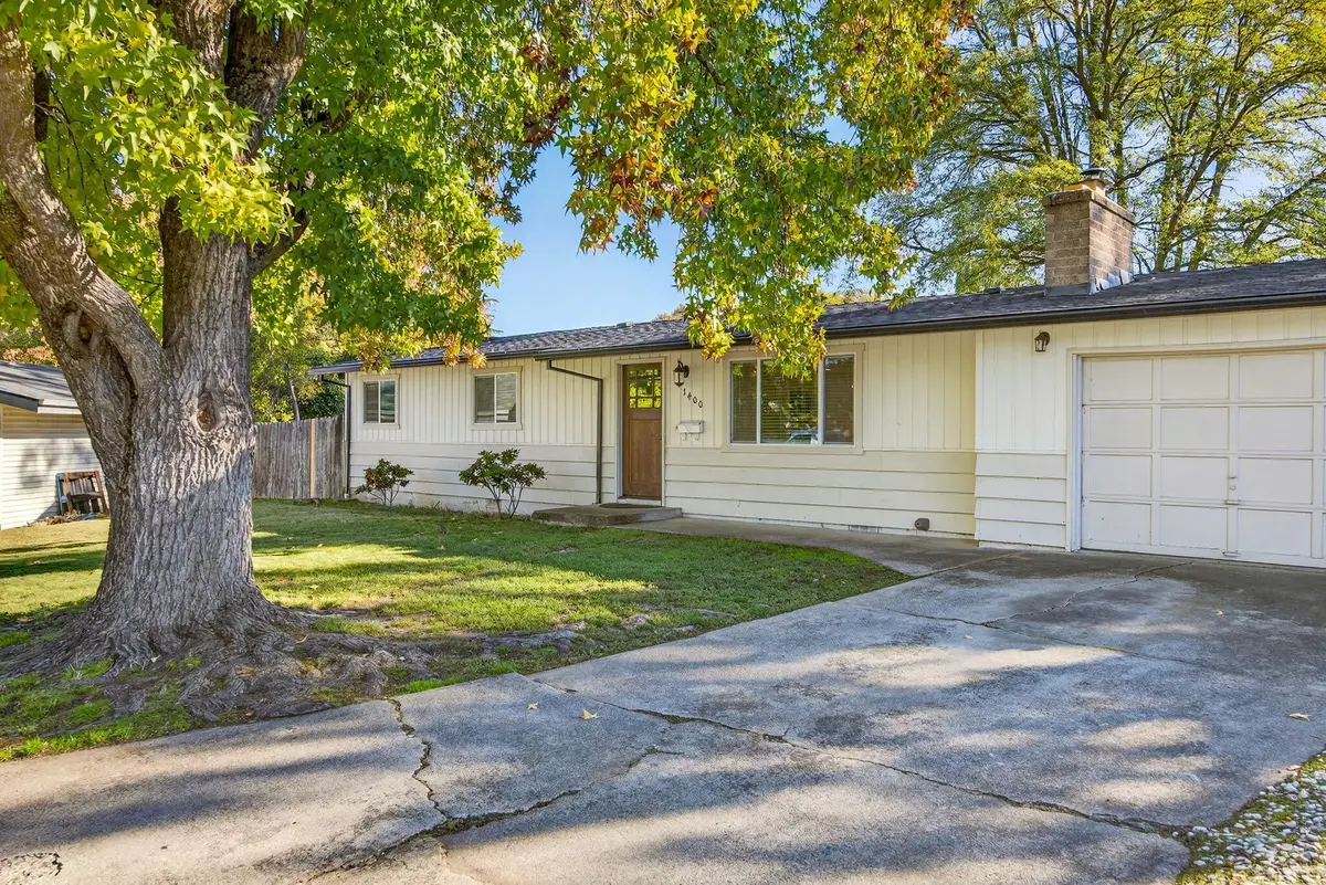 1400 Avocado Lane, Medford, OR 97504 - Image #1