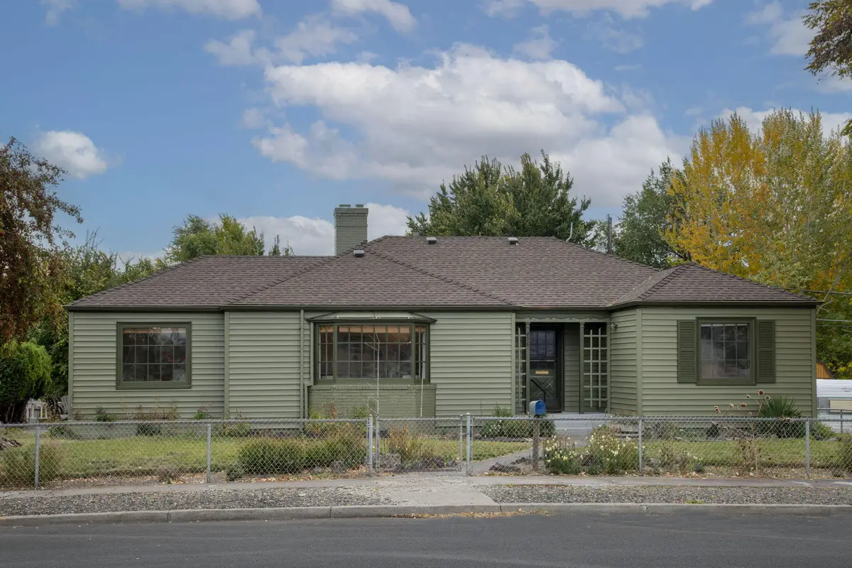 496 SE 2nd, Prineville, OR 97754 - Image #1