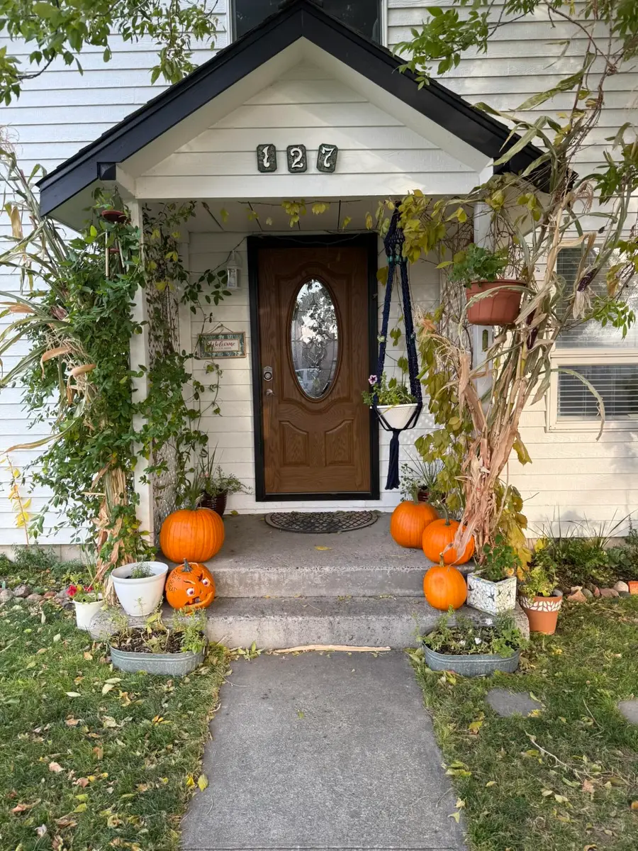 127 SE 8th, Madras, OR 97741 - Image #2