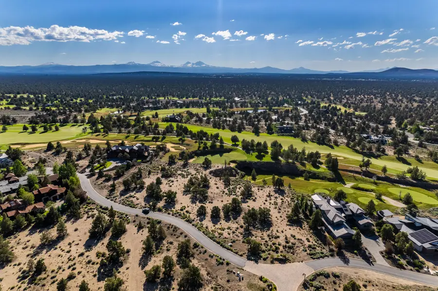 65877 Sage Canyon Court #180, Bend, OR 97701 - #2