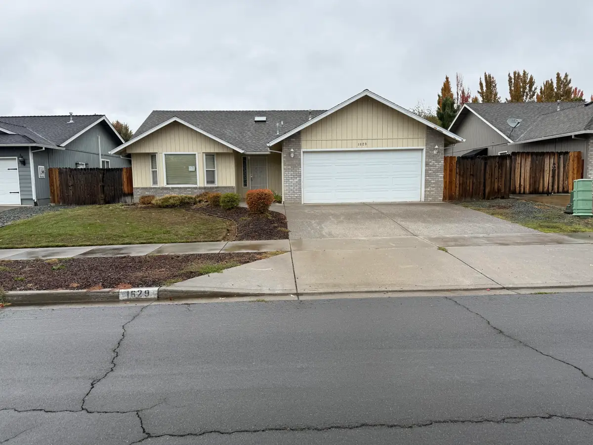 1629 Husker Butte, Medford, OR 97504 - Image #1