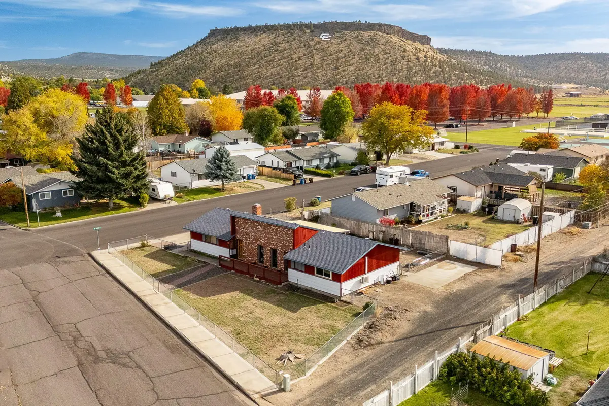 958 SE 7th, Prineville, OR 97754 - Image #1