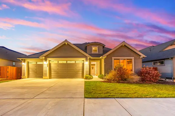 887 NE Hudspeth, Prineville, OR 97754