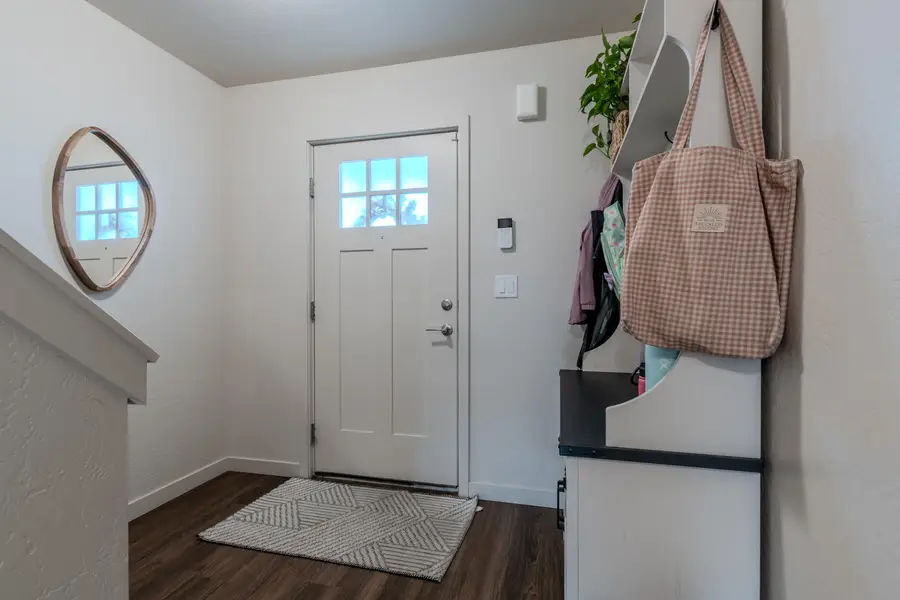 205 Dano, Phoenix, OR 97535 - Image #3