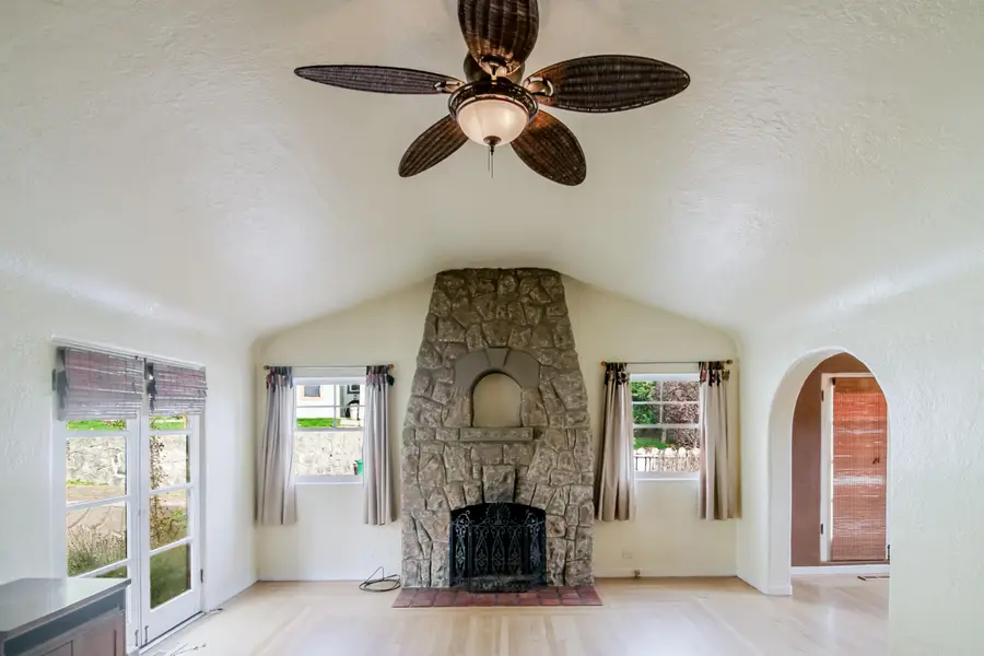 1968 Earle, Klamath Falls, OR 97601 - Image #3