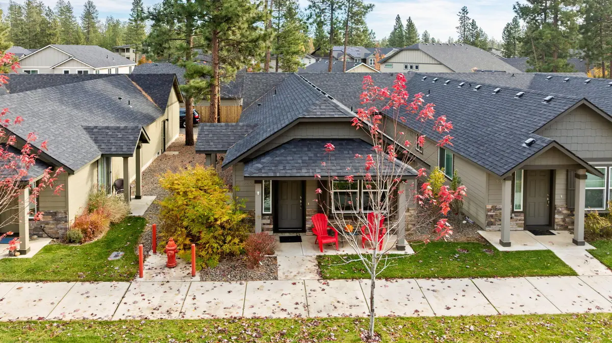 928 N Trinity Way, Sisters, OR 97759 - Image #1