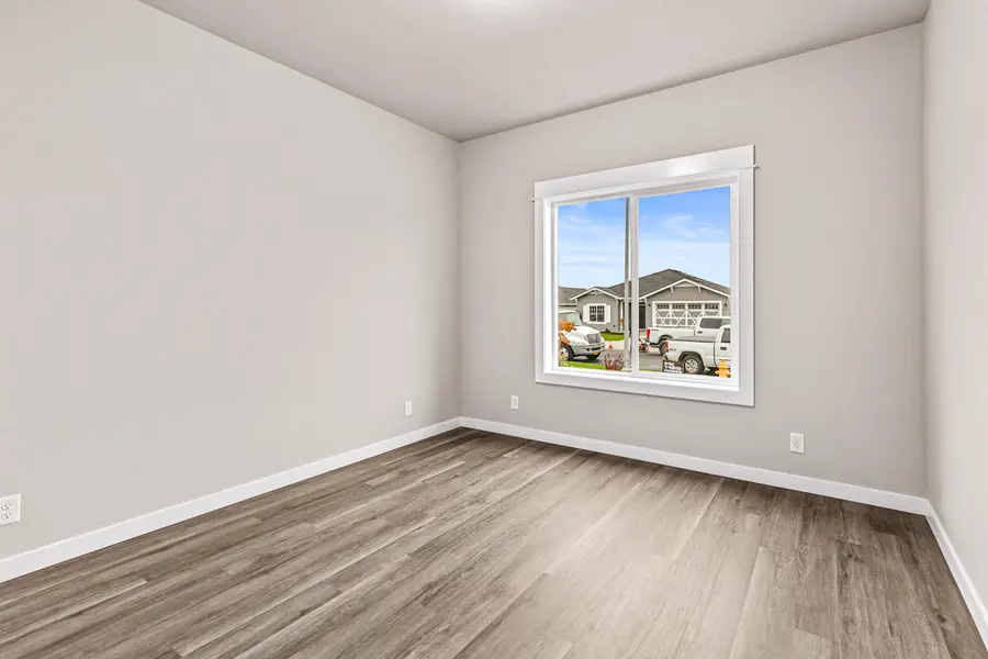 3734 Carlin, Medford, OR 97504 - Image #2