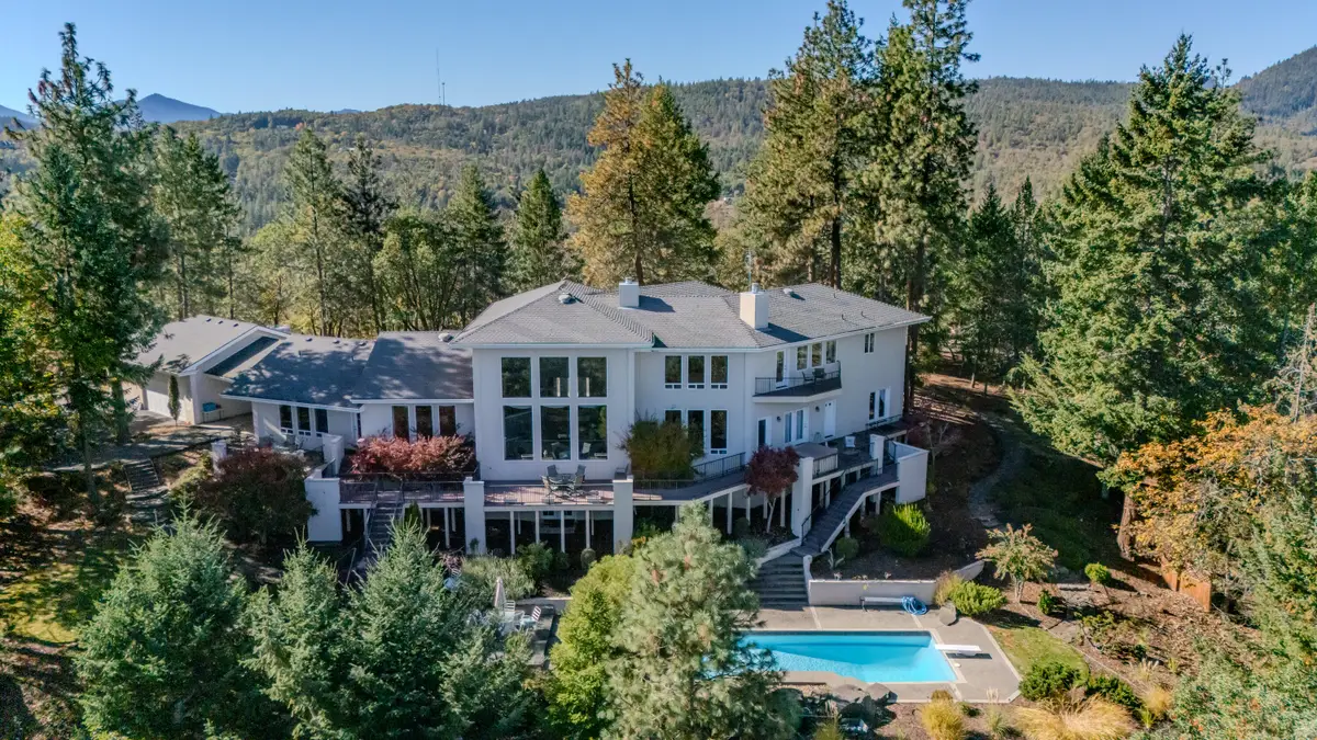 1661 Or-238, Jacksonville, OR 97530 - Image #1