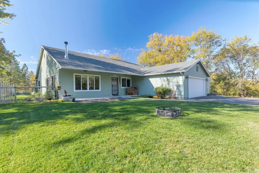 1885 Lonnon, Grants Pass, OR 97527 - Image #3