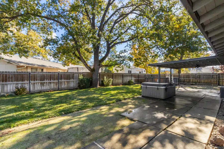 3220 Freeland Road, Central Point, OR 97502 - Image #3