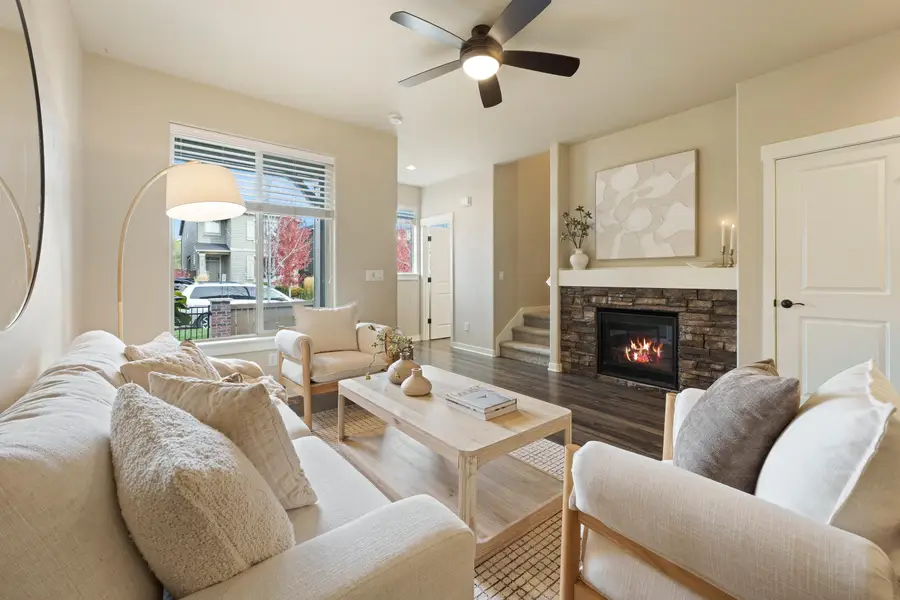 20751 NE Boulderfield, Bend, OR 97701 - Image #2