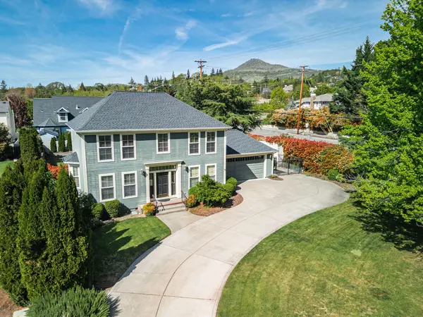 3487 Greystone Court, Medford, OR 97504