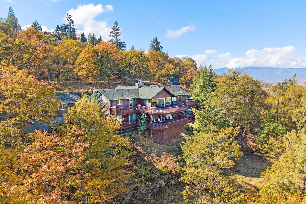 2070 Skyview Drive, Medford, OR 97501 - #1