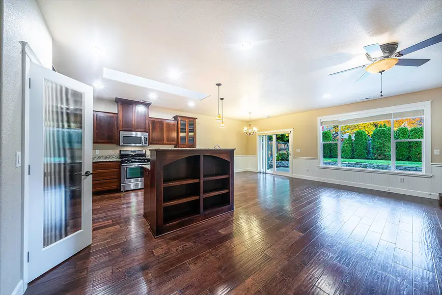 2850 Farmington, Medford, OR 97504 - Image #3