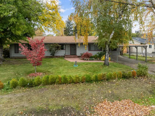 1294 Corona, Medford, OR 97504