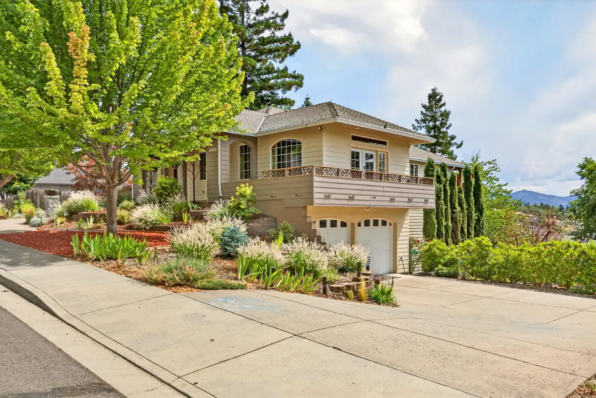 4604 Cloudcrest, Medford, OR 97504 - Image #1