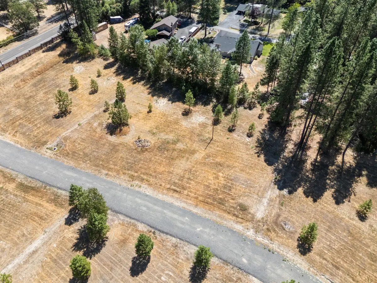 251 Deruyte, Rogue River, OR 97537 - Image #1