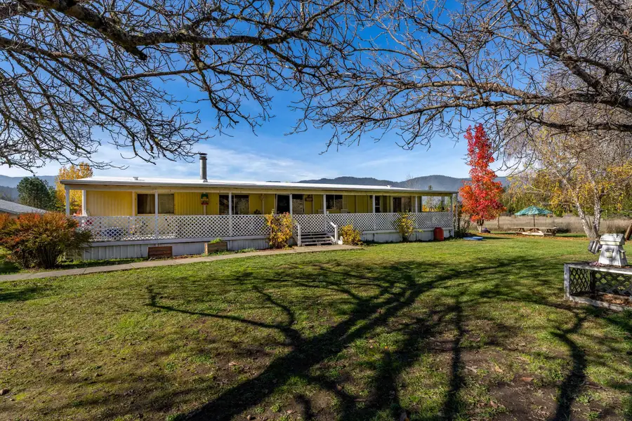 400 Holmstead Road, Williams, OR 97544 - Image #3