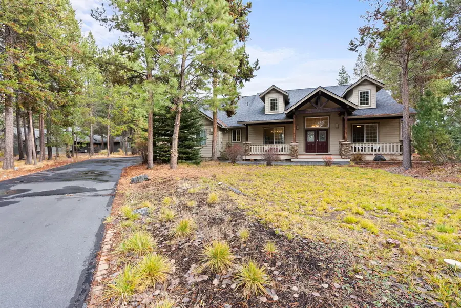 55815 Lost Rider, Bend, OR 97707 - Image #2