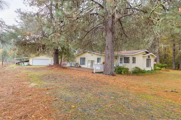 543 Hidden Valley, Grants Pass, OR 97527