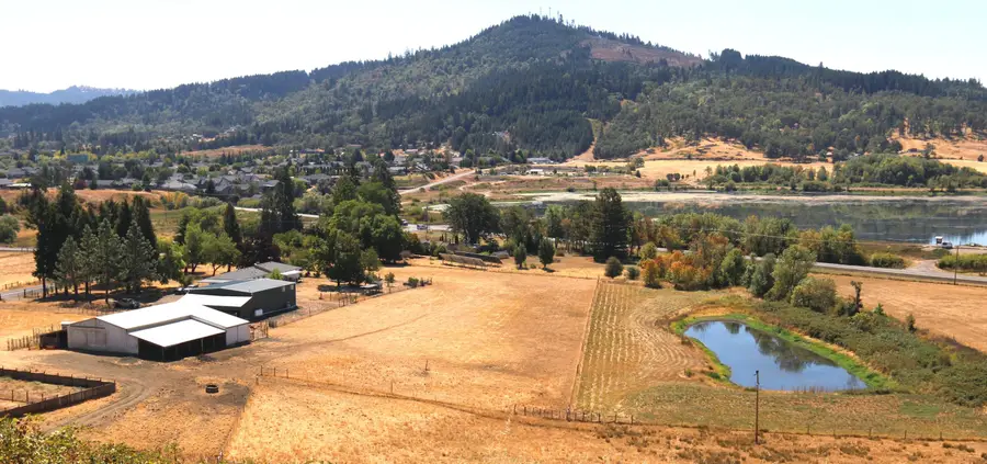 4231 Stearns, Oakland, OR 97462 - Image #2