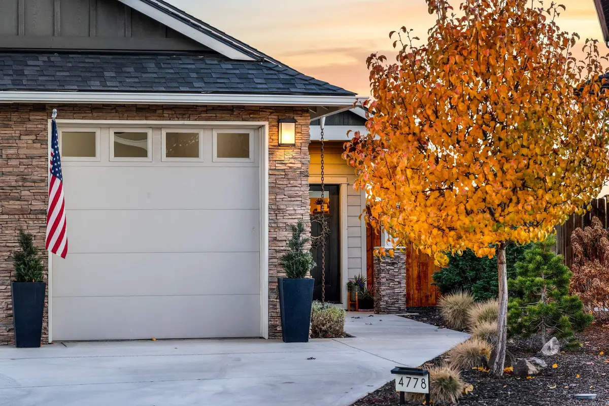 4778 SW Zenith Avenue, Redmond, OR 97756 - Image #1