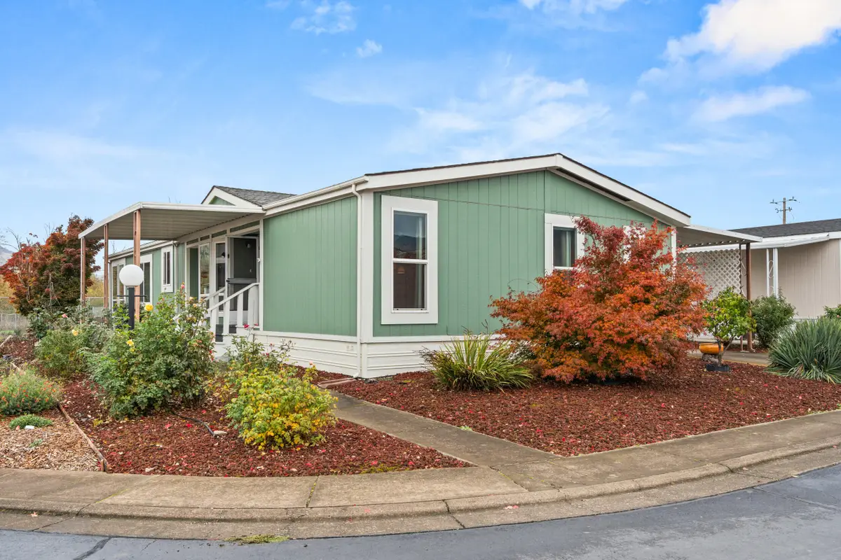 4729 S Pacific, Phoenix, OR 97535 - Image #1