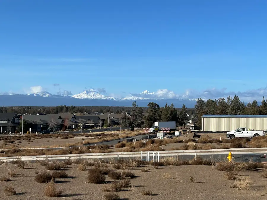 3945 SW Badger, Redmond, OR 97756 - Image #3