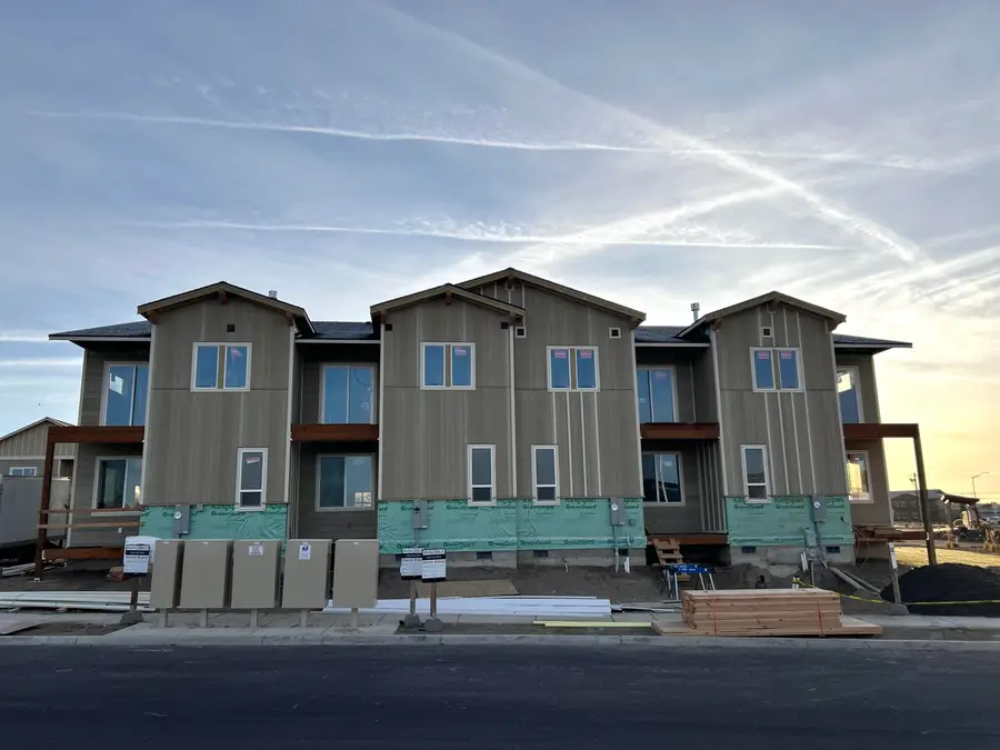 3969 SW Badger, Redmond, OR 97756 - Image #2