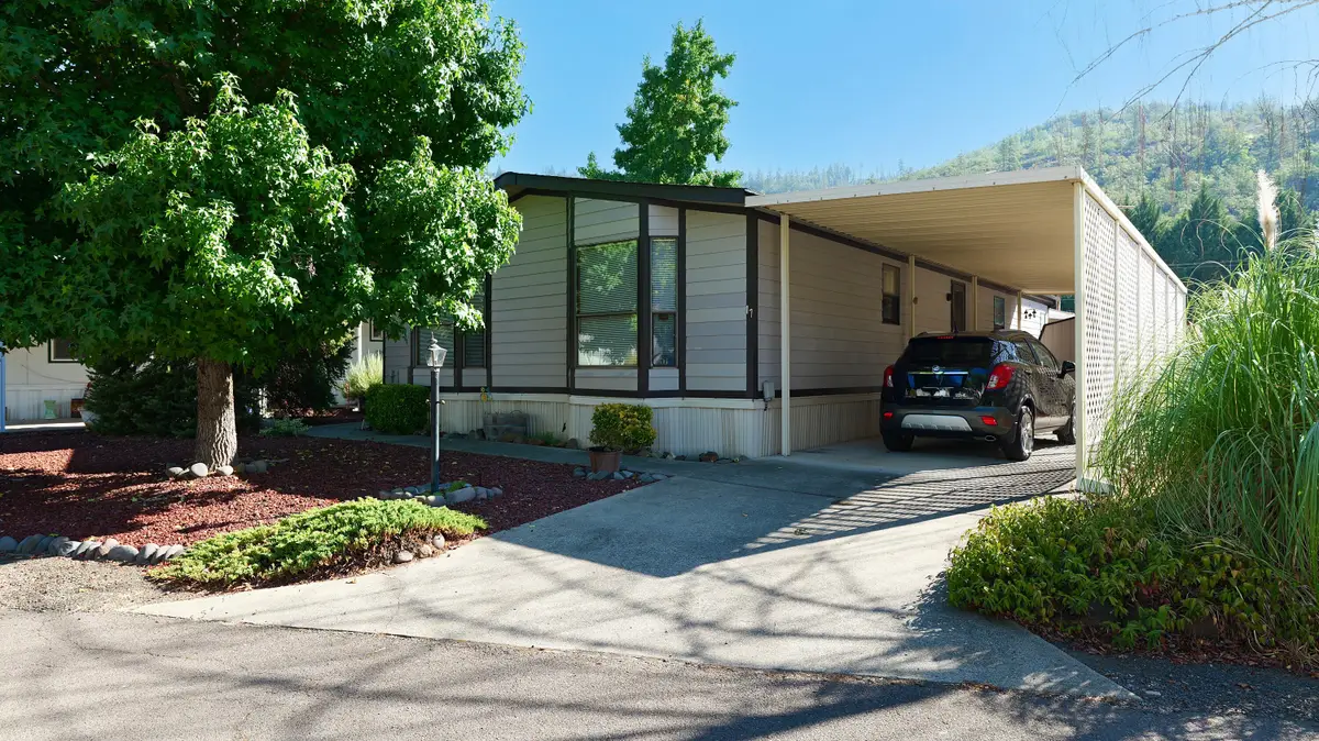 21 Brophy Way #UNIT 17, Shady Cove, OR 97539 - Image #1