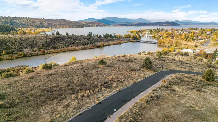 Pristine, Klamath Falls, OR 97601 - Image #2