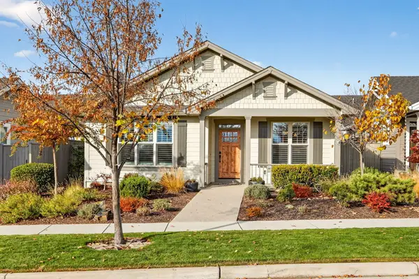 3957 Shamrock Drive, Medford, OR 97504