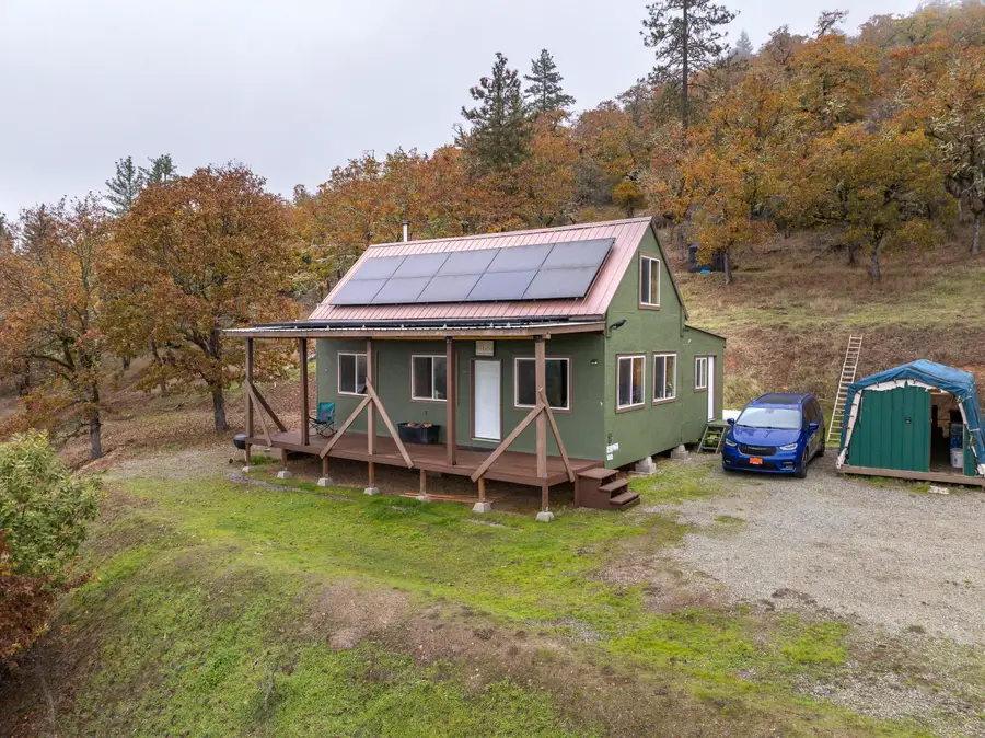 311 Grays Creek, Grants Pass, OR 97527 - Image #2