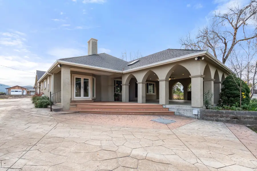 1924 Myers, Medford, OR 97501 - Image #2