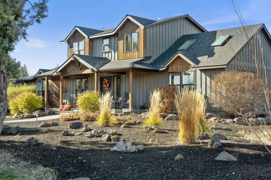 18025 Cascade Estates, Bend, OR 97703 - Image #2