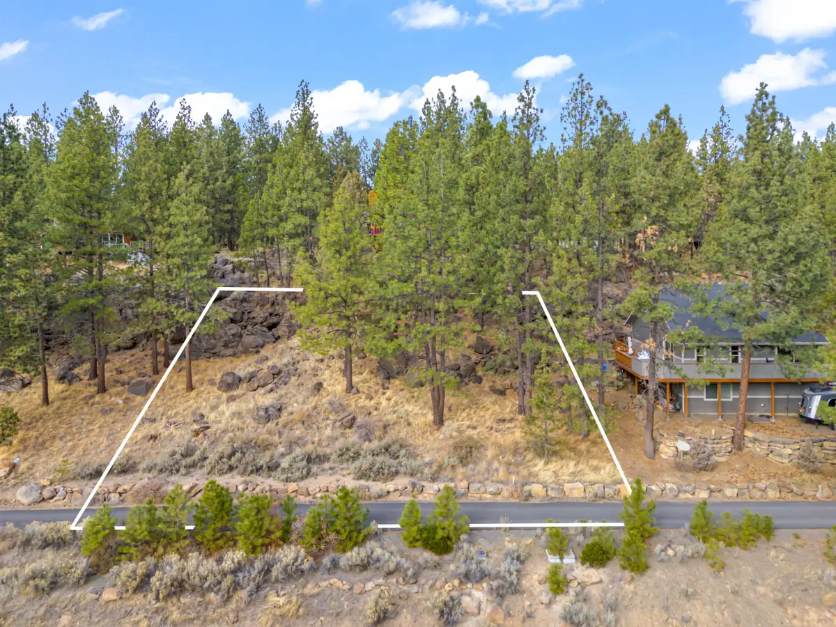 19520 SW Century Drive, Bend, OR 97702 - Image #1