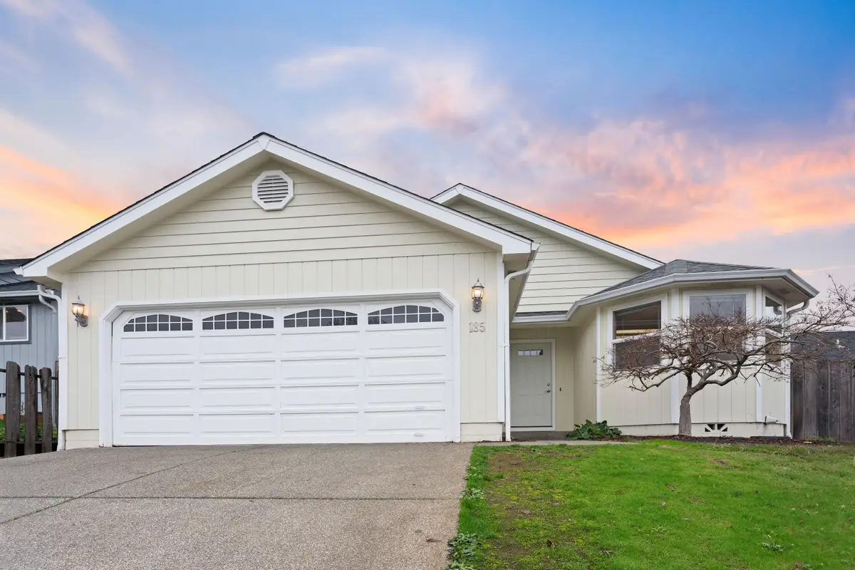 185 Independence, Grants Pass, OR 97527 - Image #1