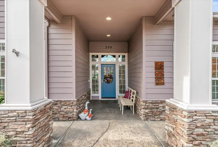 268 Robert Trent Jones, Eagle Point, OR 97524 - Image #3