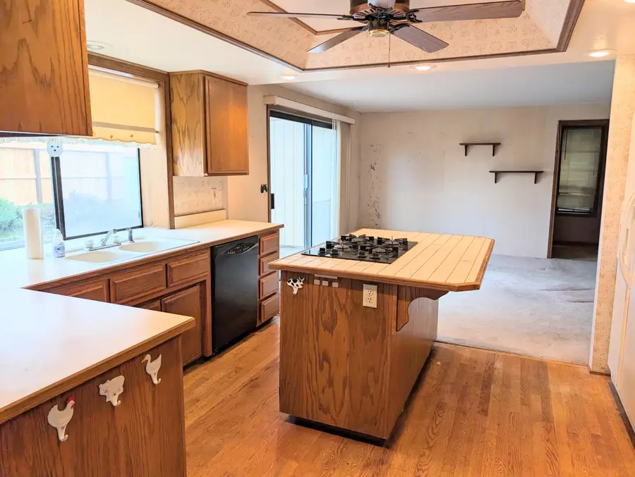 3349 Bryson, Medford, OR 97504 - Image #2