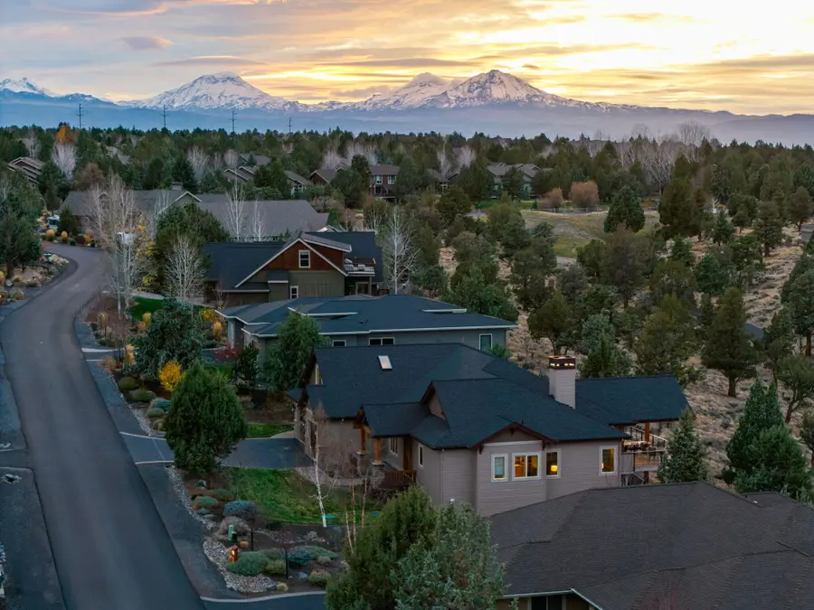 577 Highland Meadow, Redmond, OR 97756 - Image #3