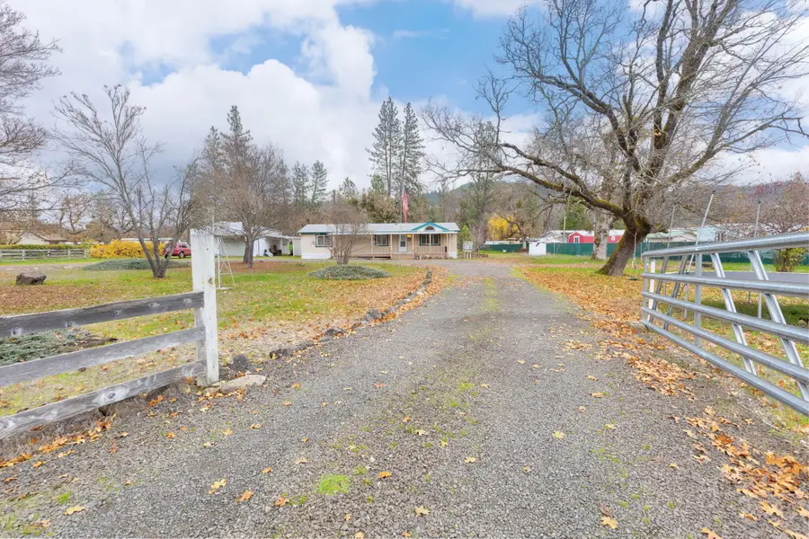 835 Ragsdale, Trail, OR 97541 - Image #3