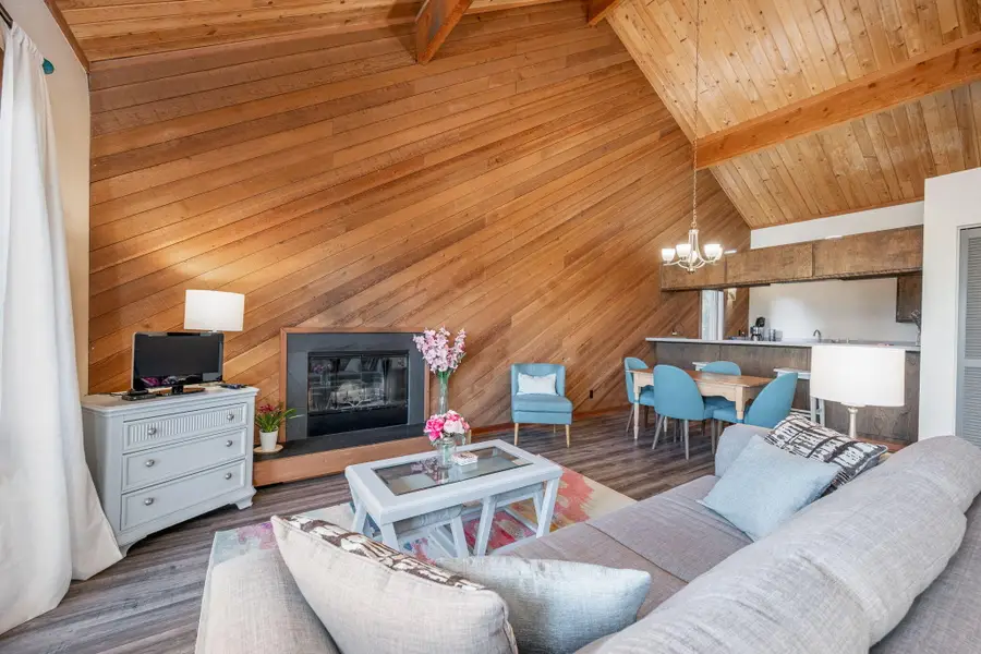 18575 SW Century, Bend, OR 97702 - Image #3