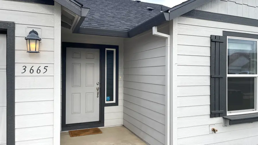 3665 Durst, Medford, OR 97504 - Image #3