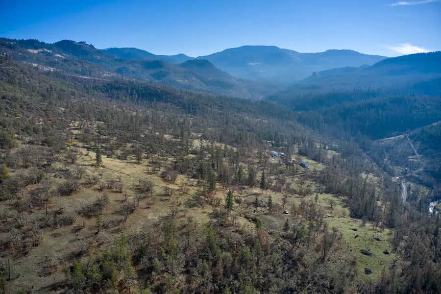 9463 E Antelope Road, Eagle Point, OR 97524 - Image #3