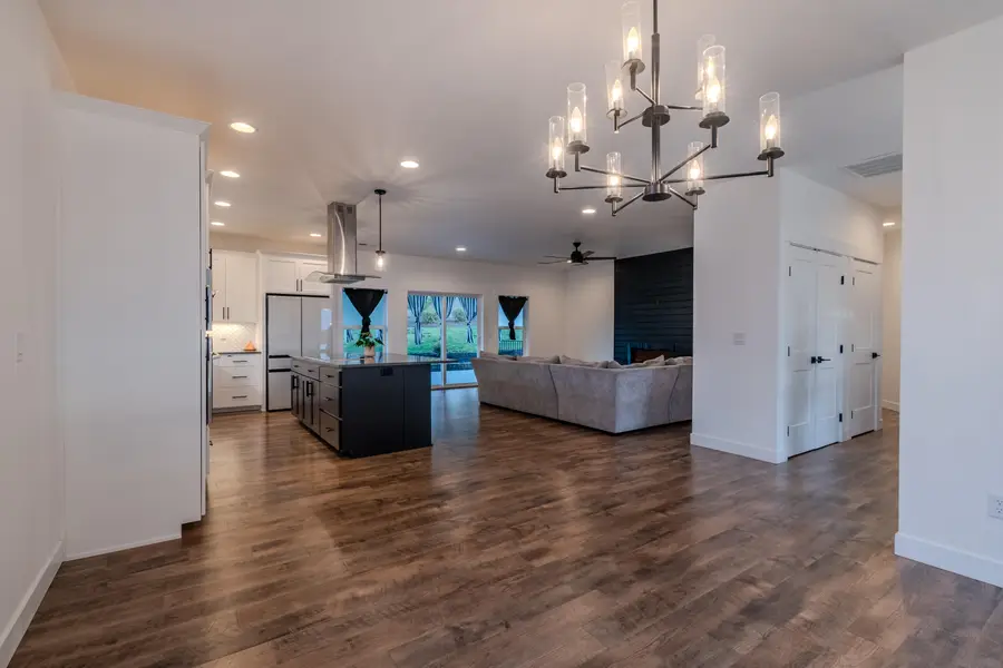 531 W La Strada, Medford, OR 97504 - Image #3